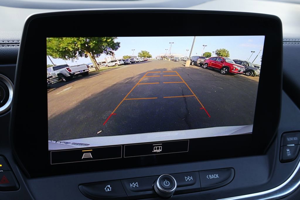 Used 2025 Chevrolet Blazer LT AWD/4WD image 6