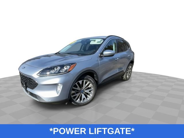 Used 2022 Ford Escape Titanium w/ Class II Trailer Tow Package image 5