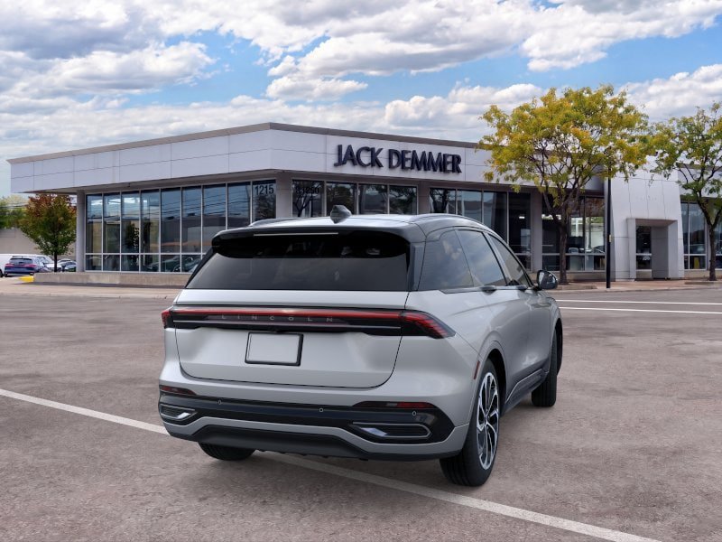 New 2026 Lincoln Nautilus Reserve AWD/4WD image 8