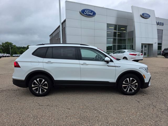 Used 2024 Volkswagen Tiguan S image 25