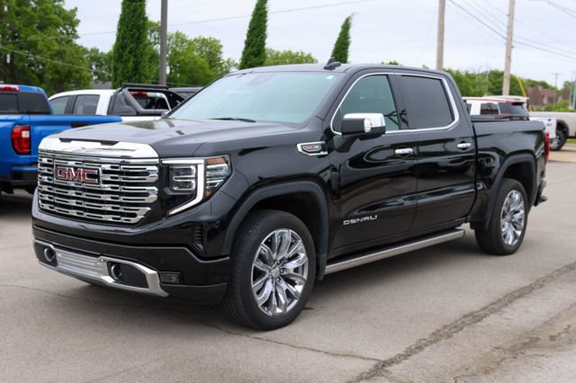 Used 2023 GMC Sierra 1500 Denali w/ Denali Reserve Package AWD/4WD image 16