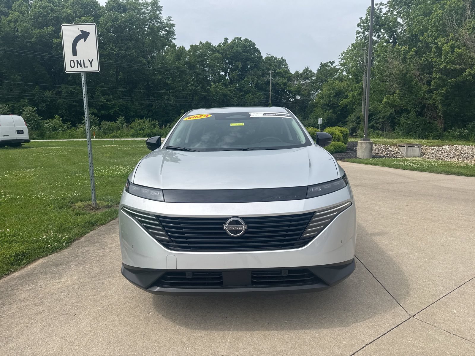 Used 2025 Nissan Murano SL AWD/4WD image 2