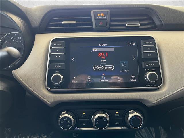 Used 2021 Nissan Versa SV FWD image 12