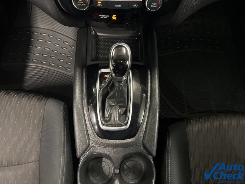 Used 2018 Nissan Rogue SV AWD/4WD image 31