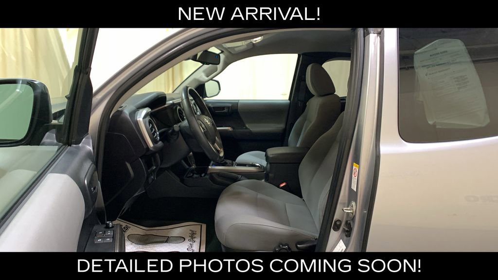 Used 2019 Toyota Tacoma SR5 AWD/4WD image 26
