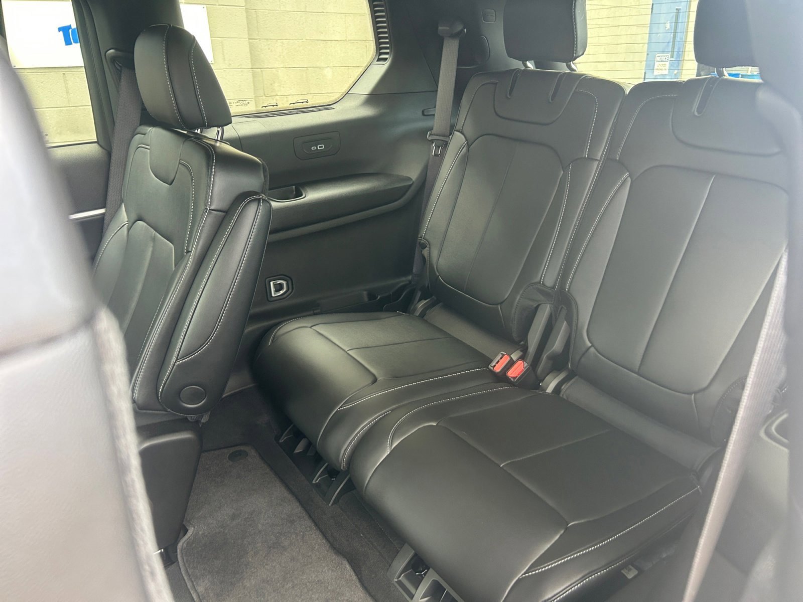 Used 2025 Jeep Grand Cherokee L Limited AWD/4WD image 26