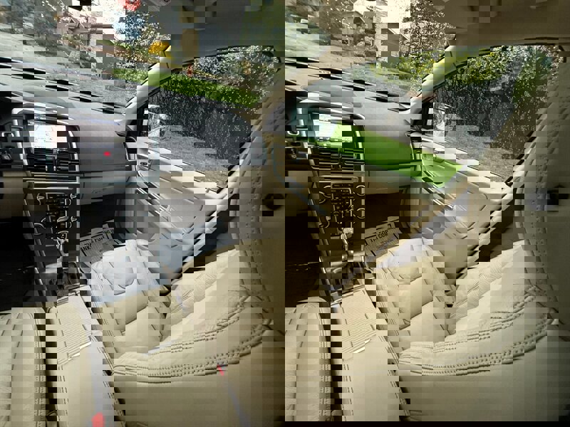 Used 2014 Volvo XC60 T6 image 19