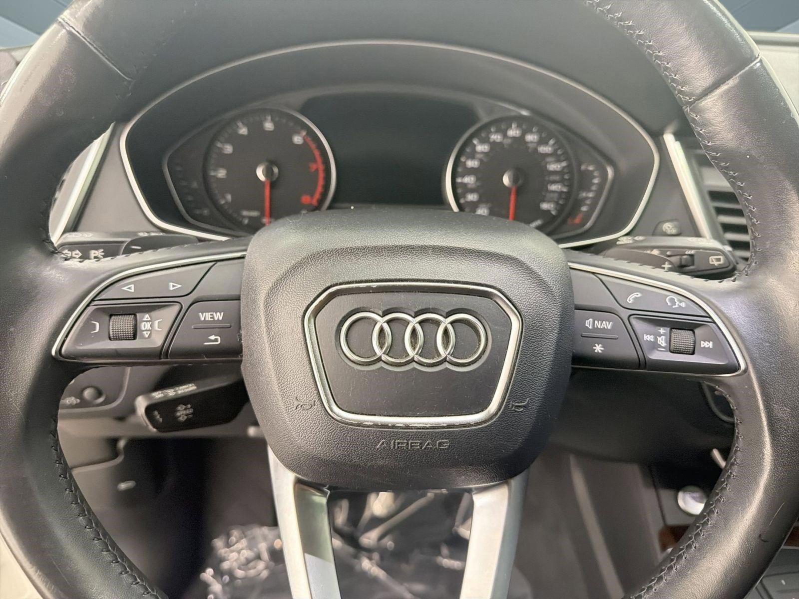 Used 2020 Audi Q5 Premium w/ Convenience Package image 14