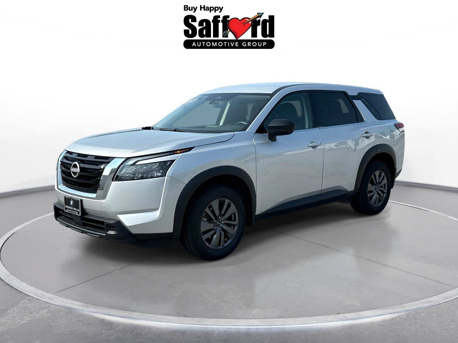 Used 2024 Nissan Pathfinder S AWD/4WD image 1