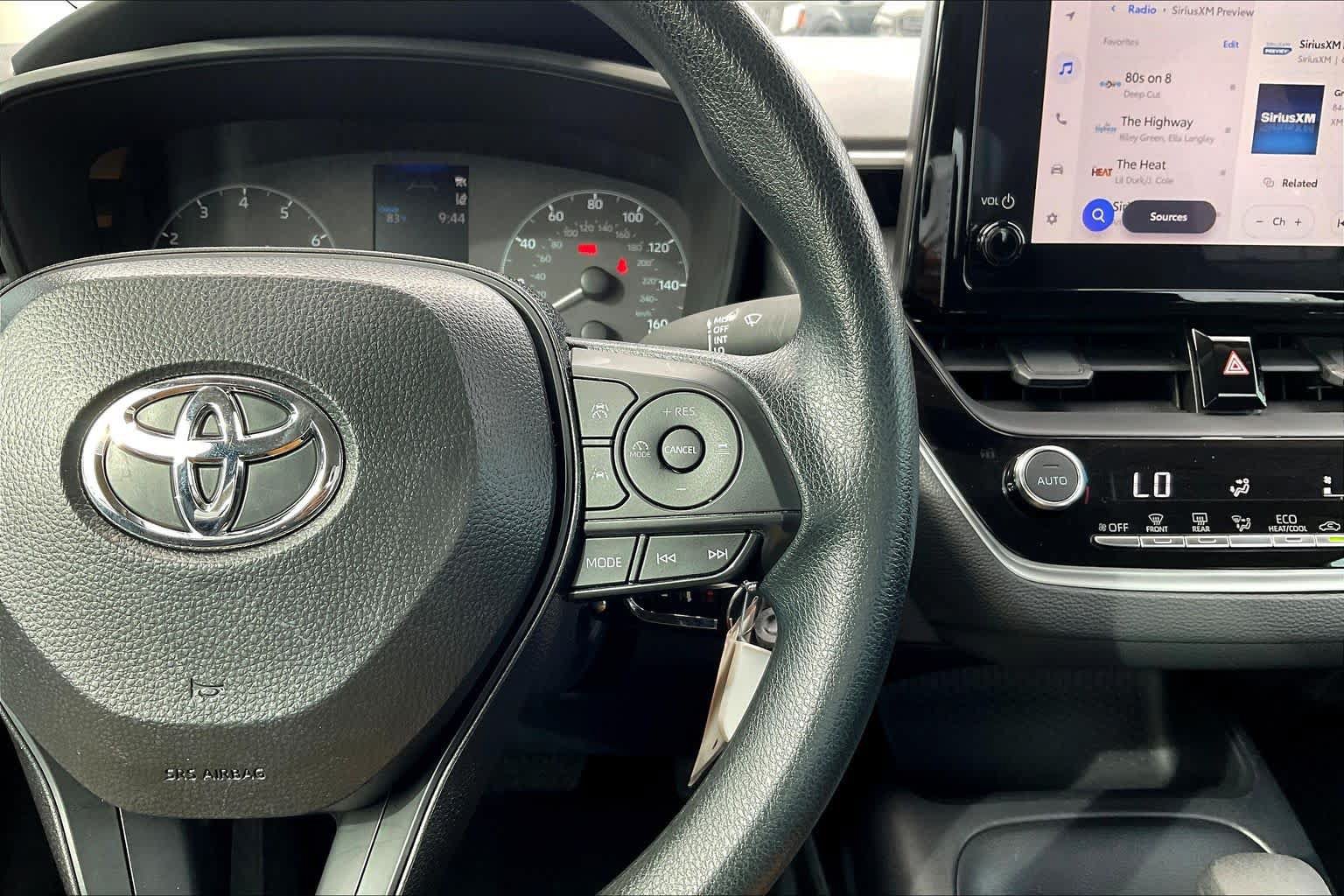 Used 2025 Toyota Corolla LE FWD image 24