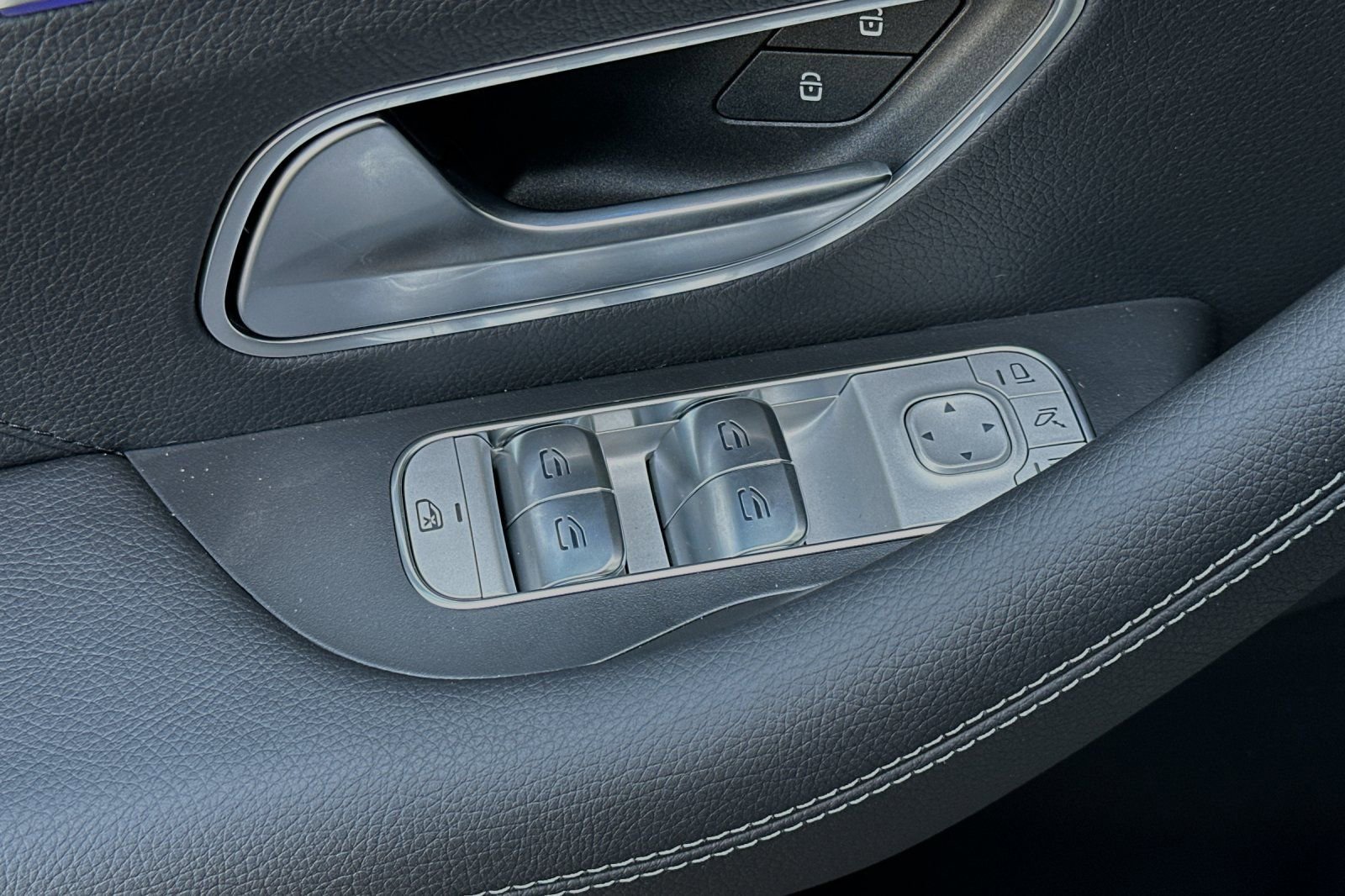 New 2024 Mercedes-Benz GLS 450 4MATIC image 13