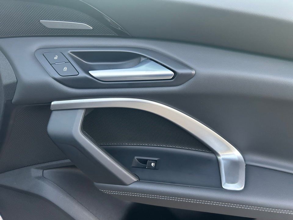 Used 2025 Audi Q5 Premium Plus w/ Premium Plus image 31