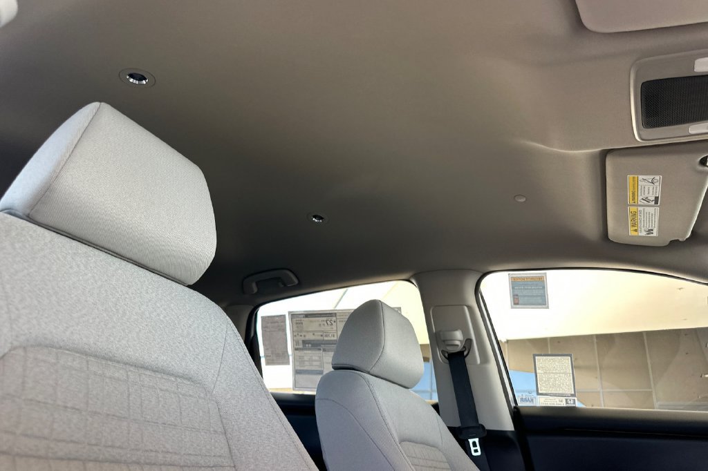 New 2027 Honda HR-V LX image 18