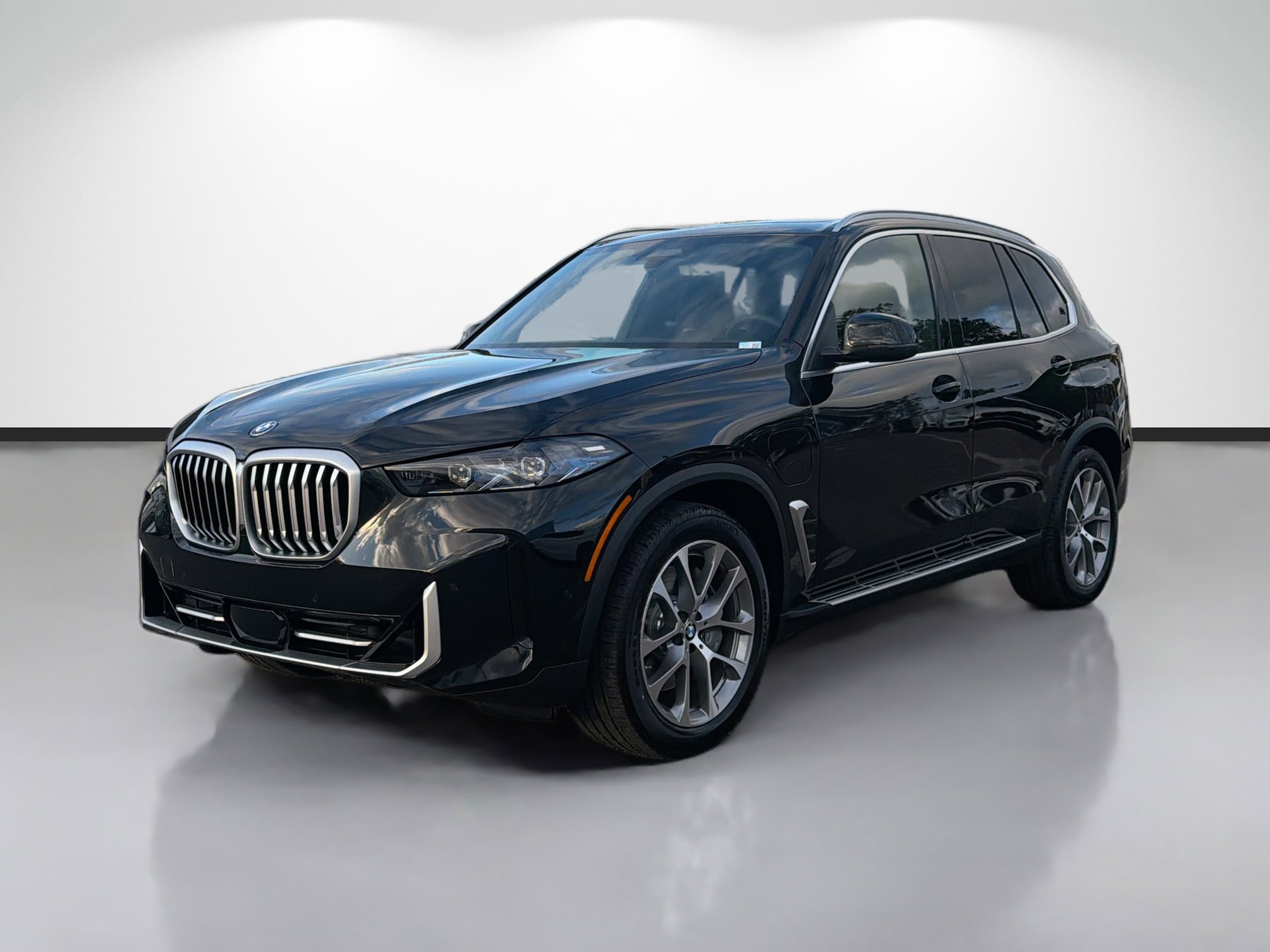 New 2026 BMW X5 xDrive50e w/ Executive Package image 7