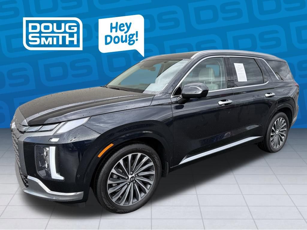 Used 2024 Hyundai Palisade Calligraphy image 1