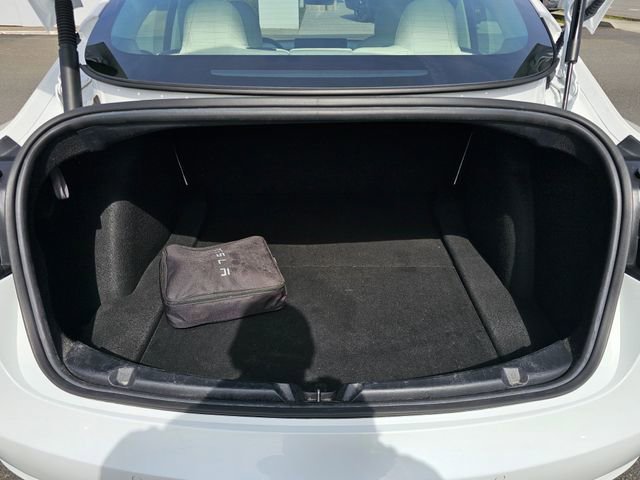 Used 2021 Tesla Model 3 Standard Range Plus image 15