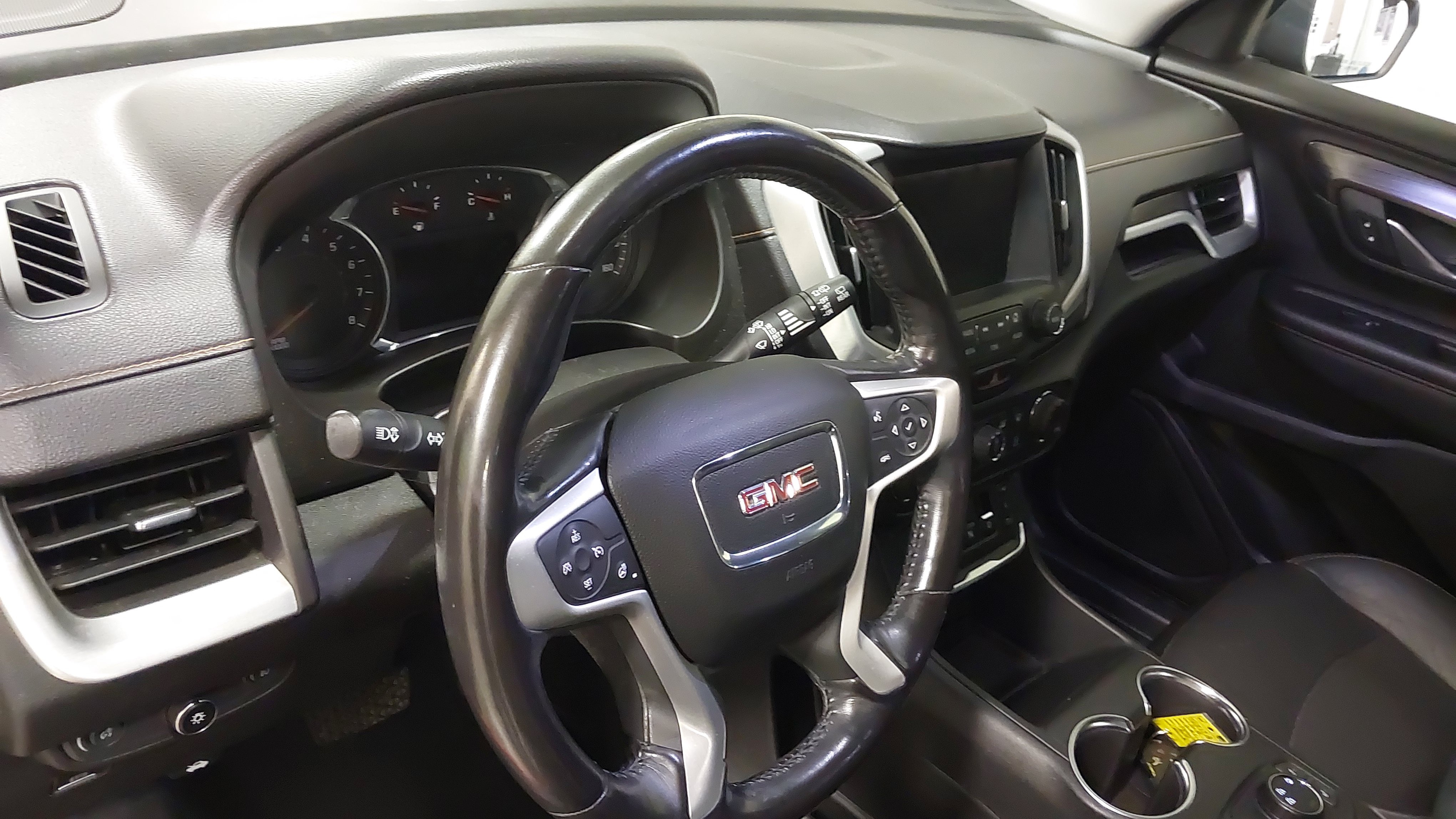 Used 2018 GMC Terrain SLT w/ Preferred Package AWD/4WD image 17