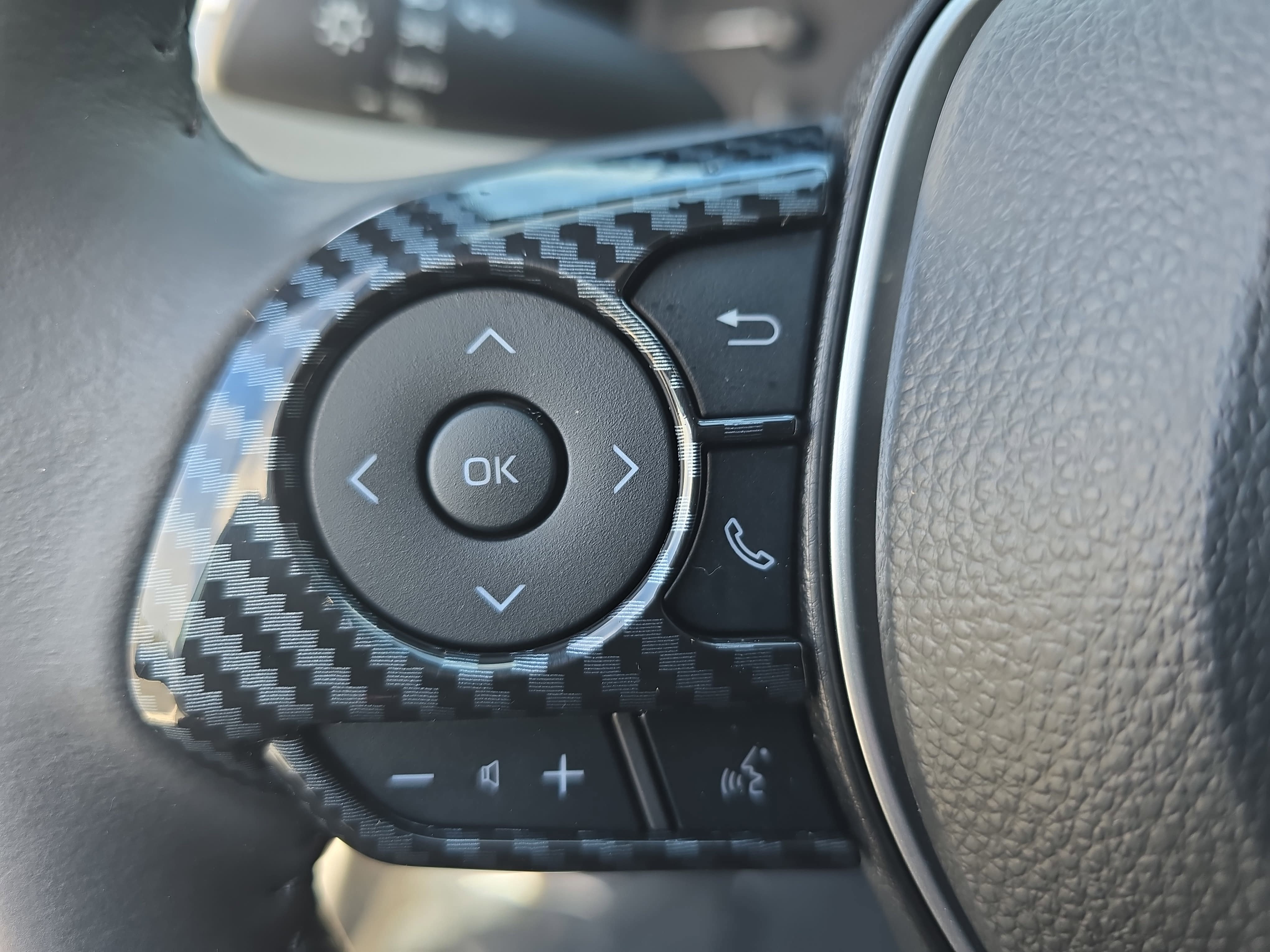 Used 2024 Toyota Corolla SE FWD image 16