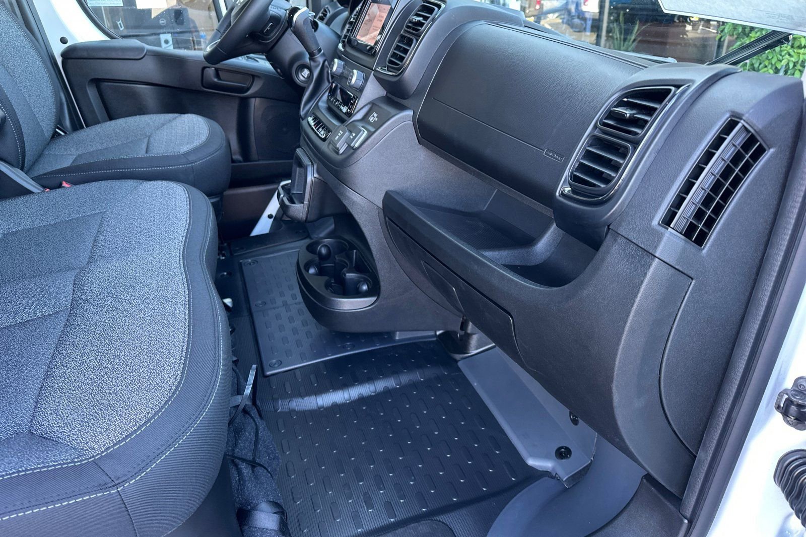 New 2026 RAM ProMaster 2500 image 15