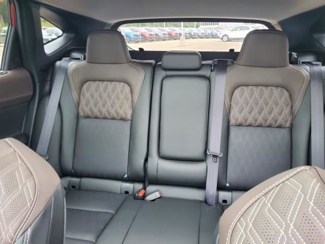 New 2026 Nissan Murano Platinum image 14