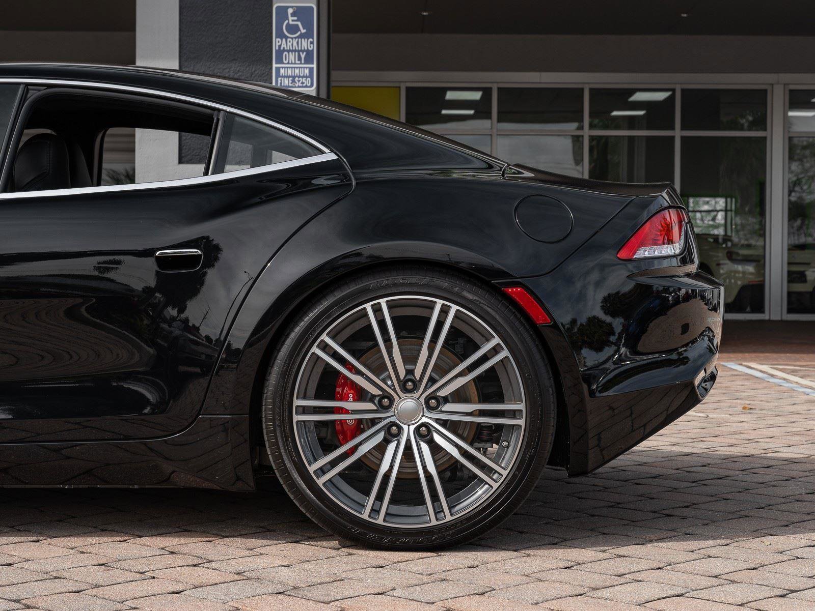 Used 2018 Karma Revero Luxury RWD image 11