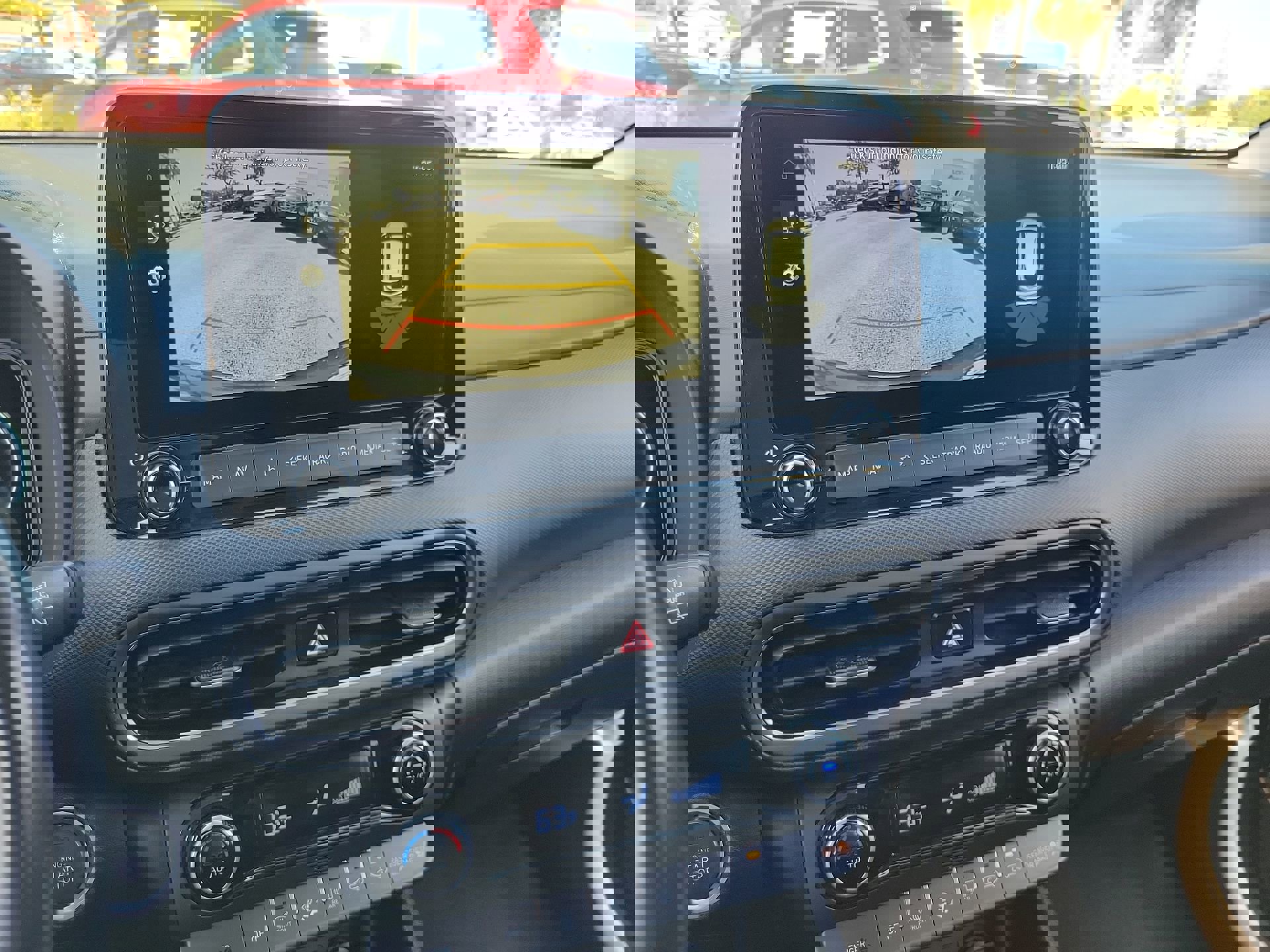 Used 2022 Hyundai Kona Limited image 23