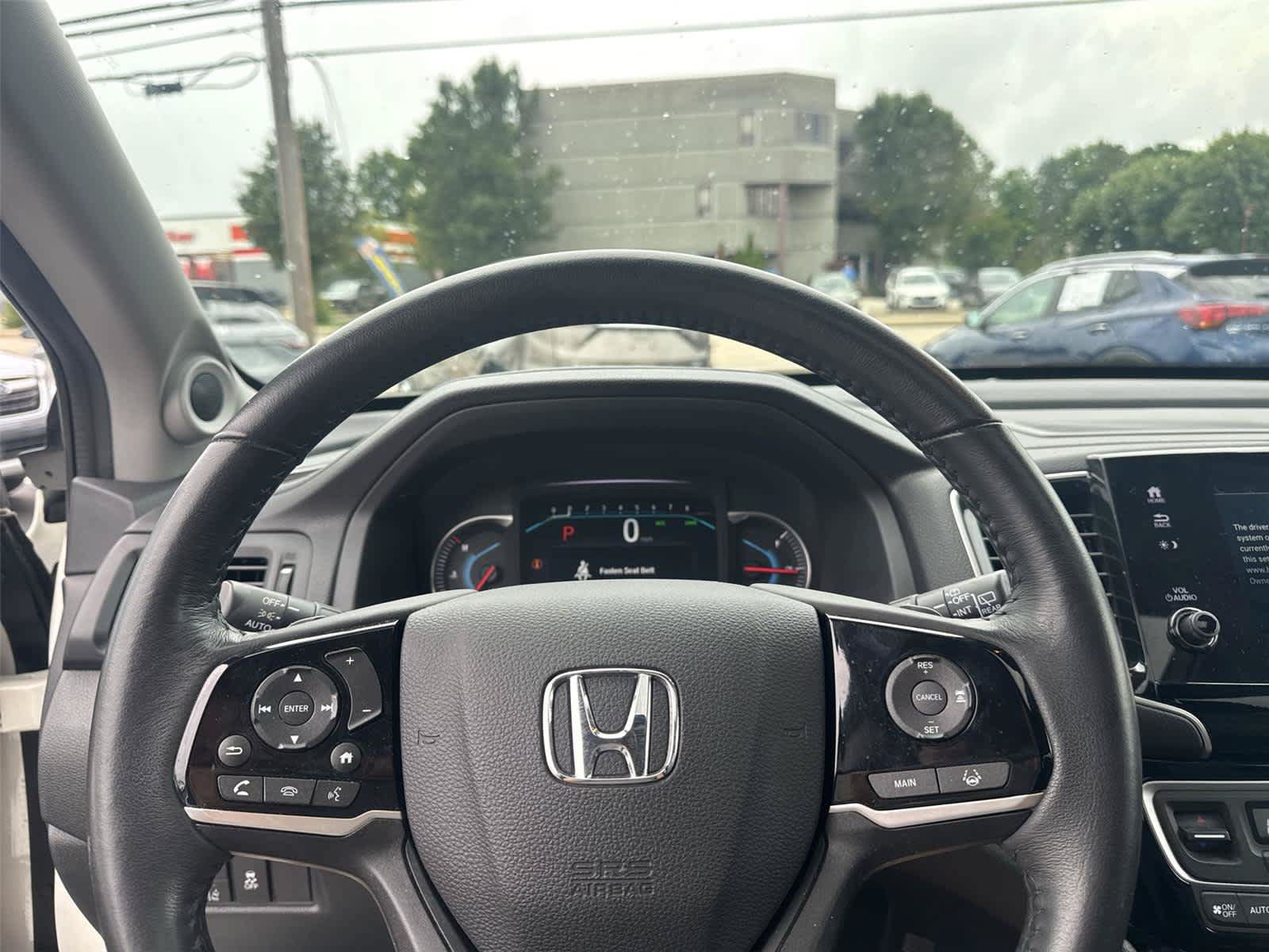 Used 2019 Honda Pilot Touring image 18