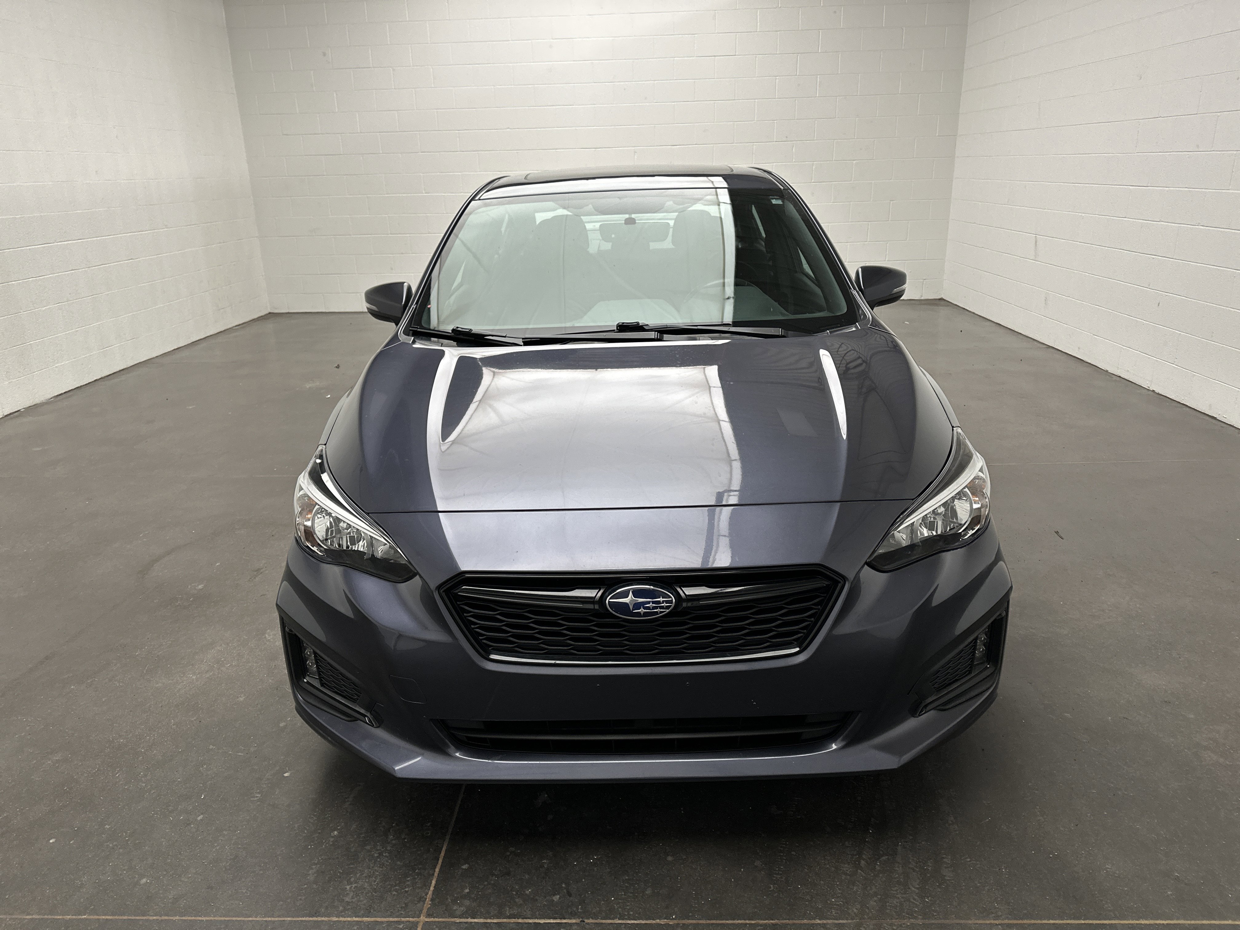 Used 2017 Subaru Impreza 2.0i Sport image 3