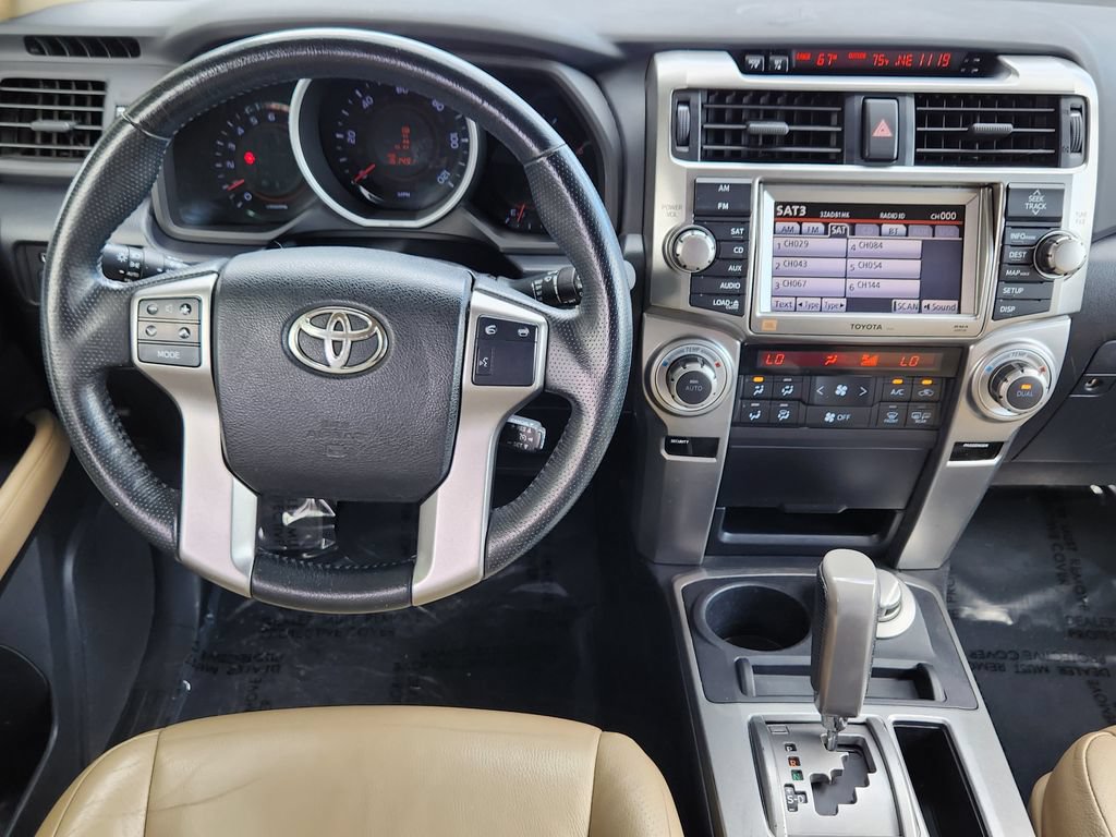 Used 2012 Toyota 4Runner Limited AWD/4WD image 3