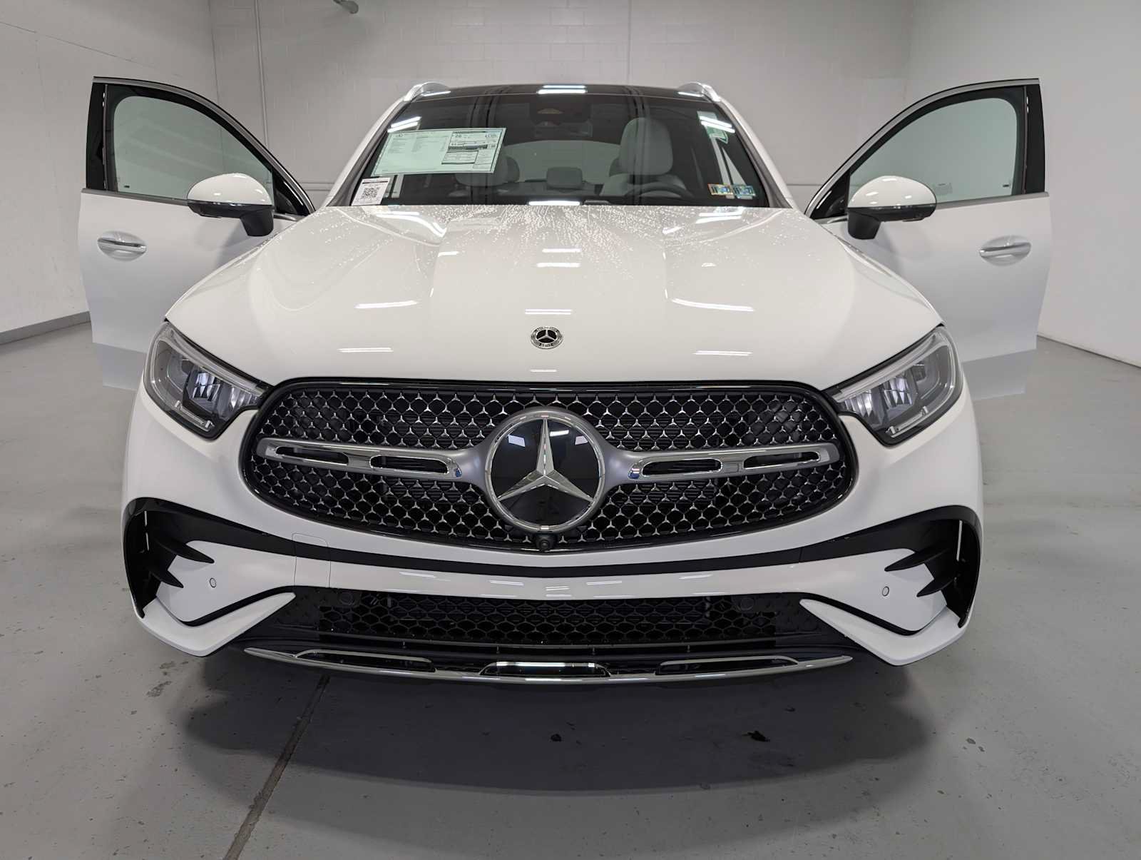 New 2027 Mercedes-Benz GLC 300 4MATIC image 13