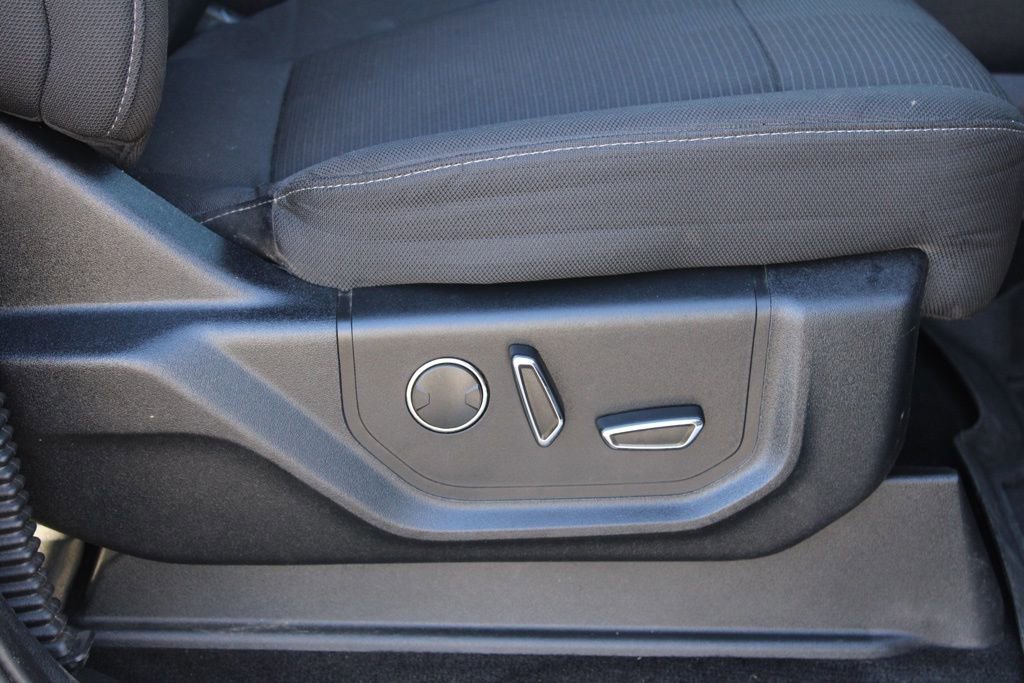 Used 2016 Ford F150 XLT w/ Equipment Group 302A Luxury image 21