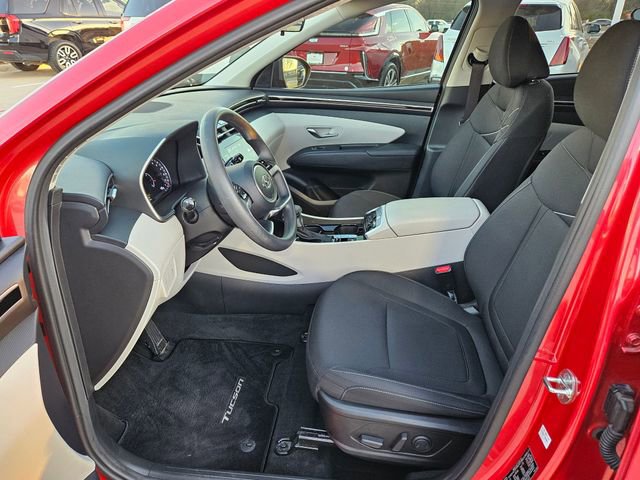Used 2022 Hyundai Tucson SEL w/ Cargo Package image 9