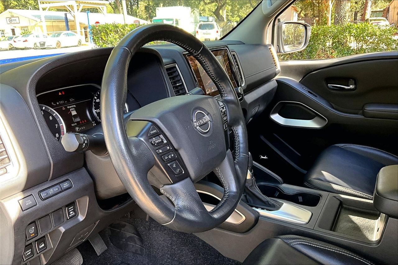 Used 2024 Nissan Frontier SL w/ Technology Package image 14