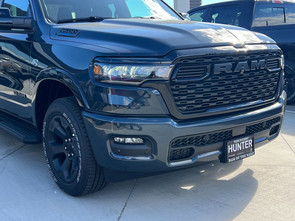 New 2026 RAM 1500 4x4 Crew Cab image 8