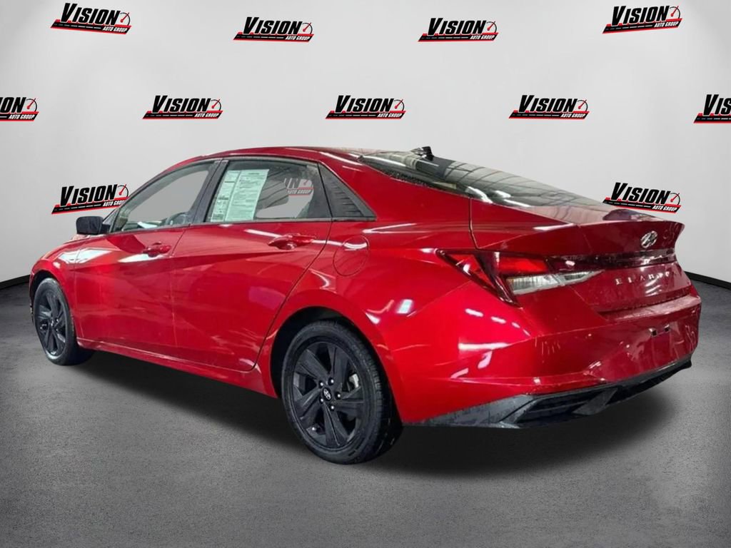 Used 2021 Hyundai Elantra SEL image 7