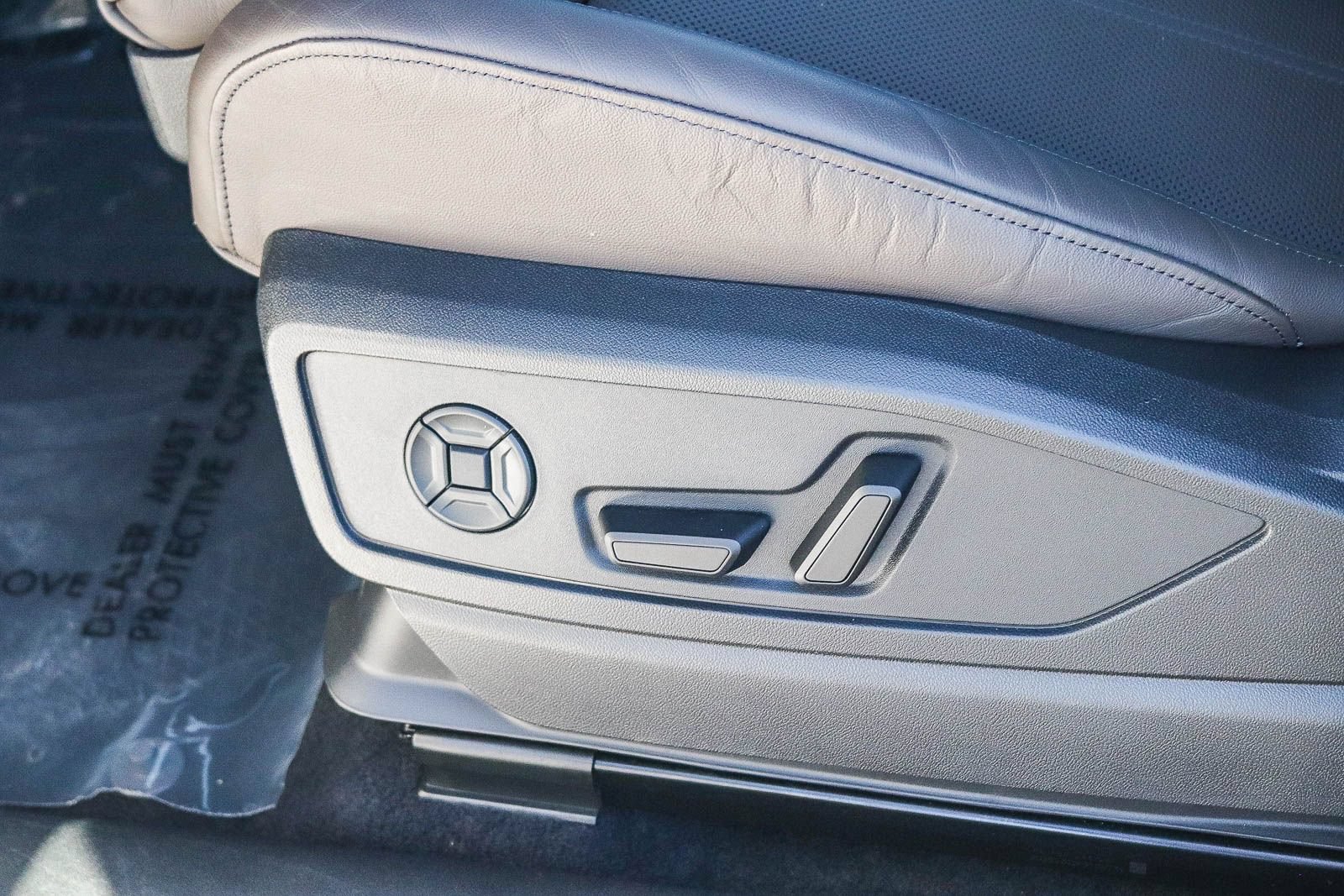 Certified 2025 Audi Q5 Premium Plus AWD/4WD image 22
