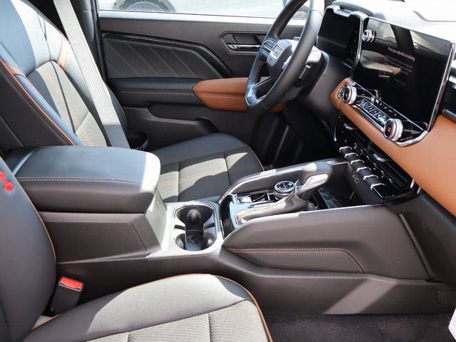 New 2026 GMC Canyon AT4 AWD/4WD image 9