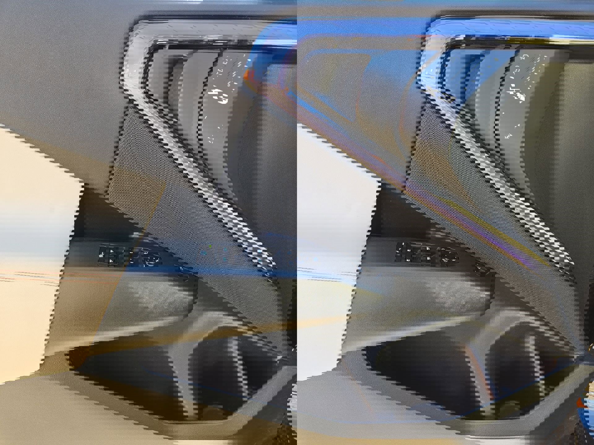 Used 2025 BMW X3 xDrive30i w/ Premium Package image 15