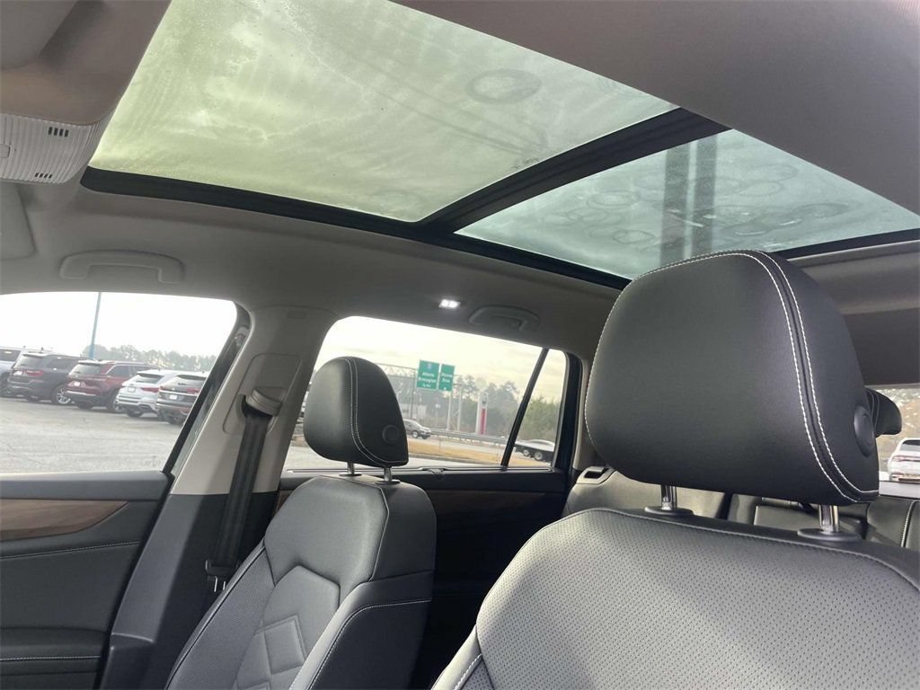 New 2026 Volkswagen Atlas SE FWD image 19