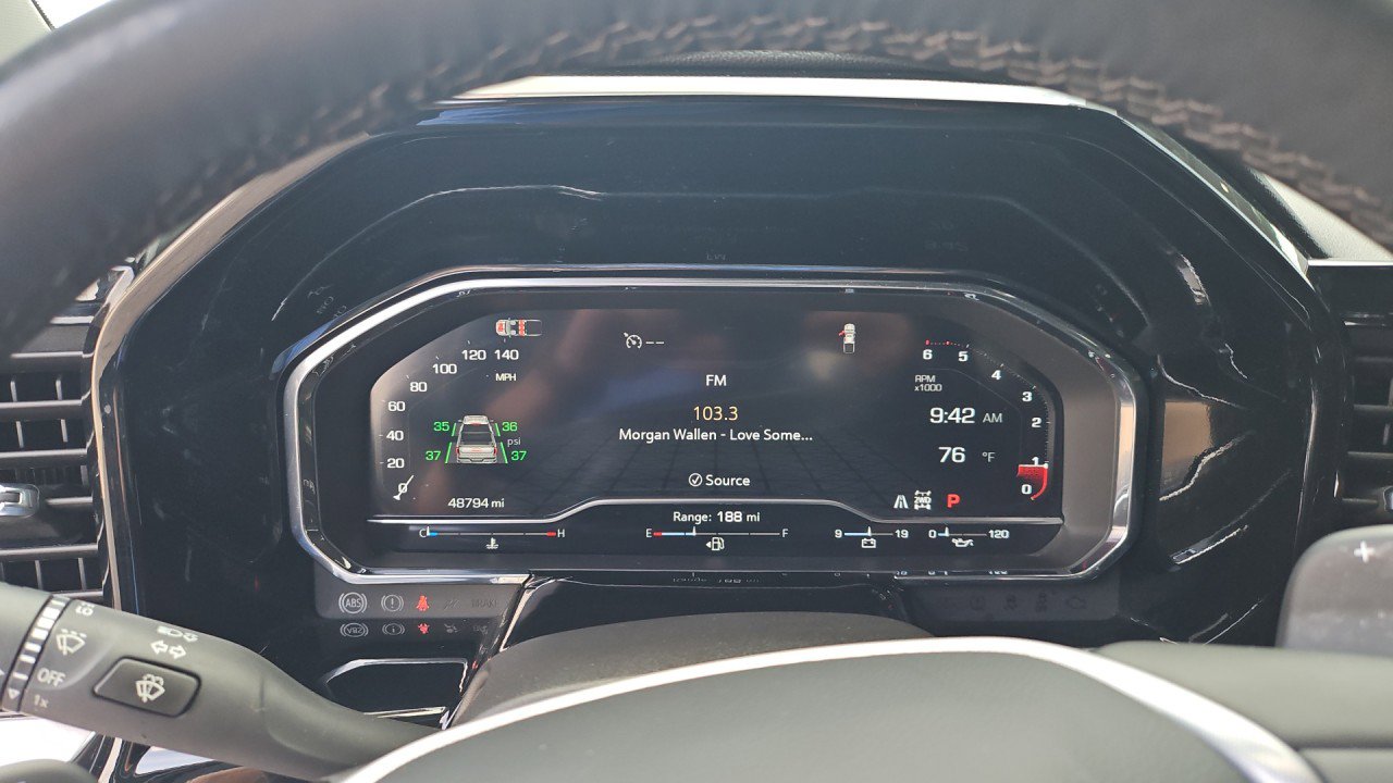 Used 2024 GMC Sierra 1500 SLT w/ SLT Premium Plus Package AWD/4WD image 20