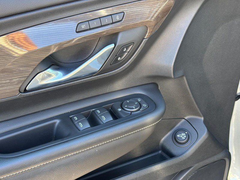 Used 2023 GMC Terrain Denali w/ LPO, Floor Liner Package AWD/4WD image 16