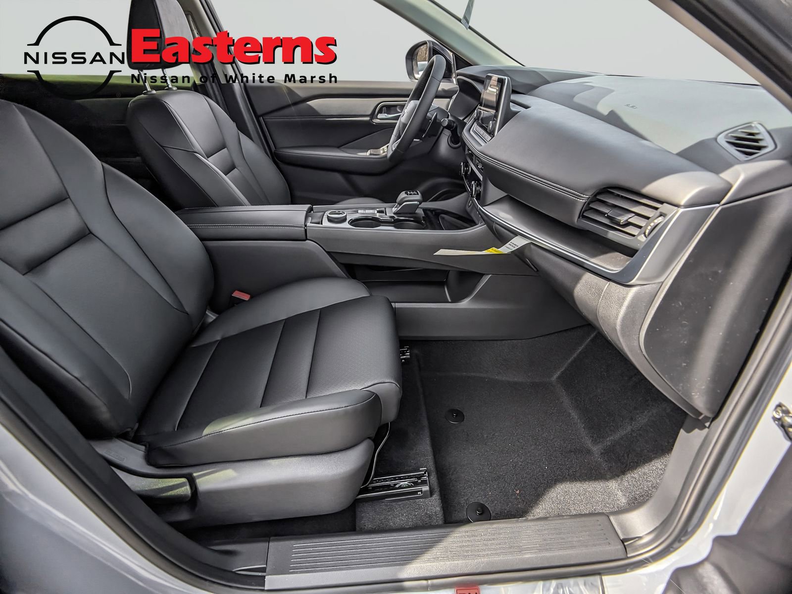 New 2026 Nissan Pathfinder Platinum image 25