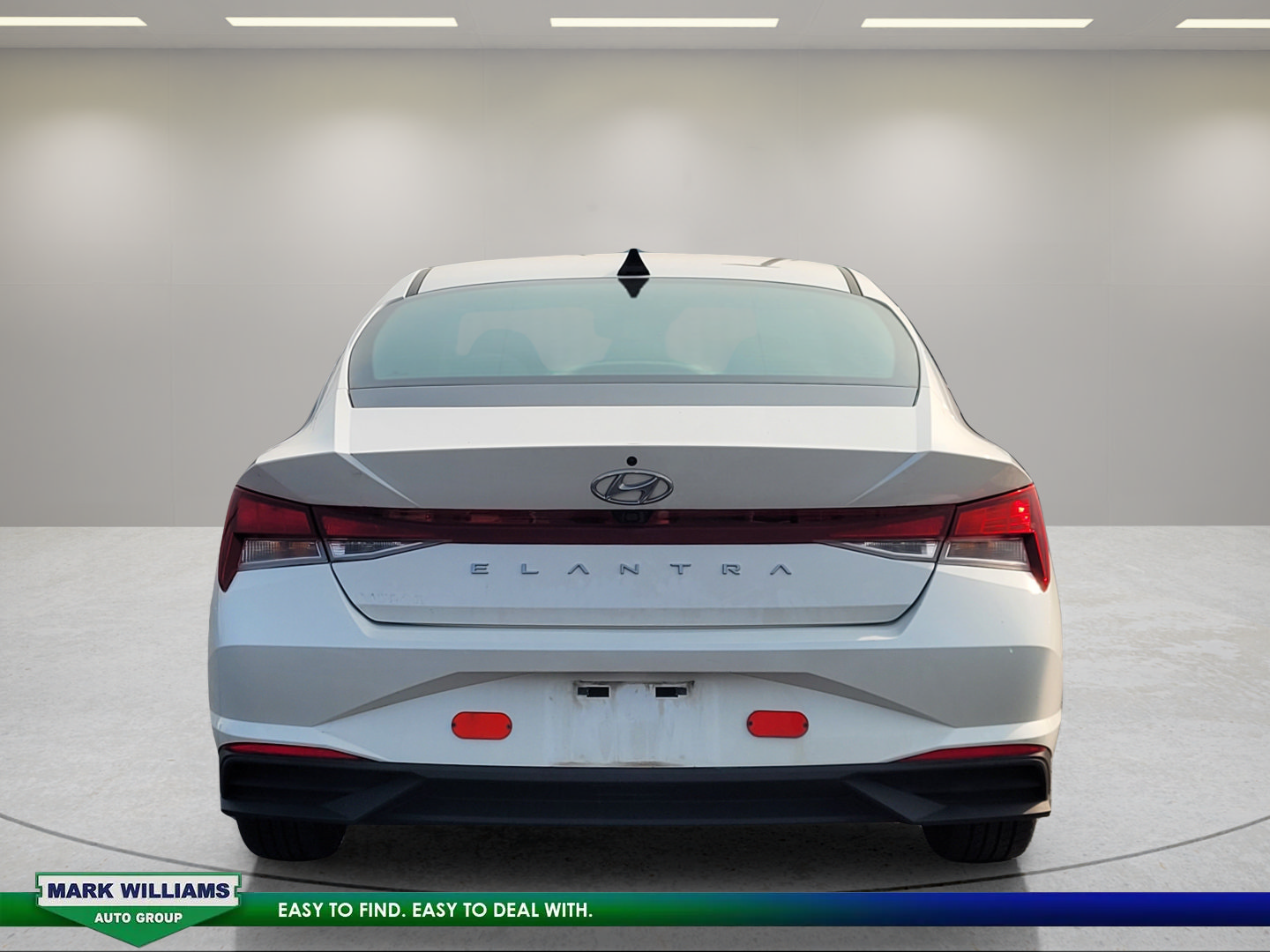 Used 2021 Hyundai Elantra SEL FWD image 5