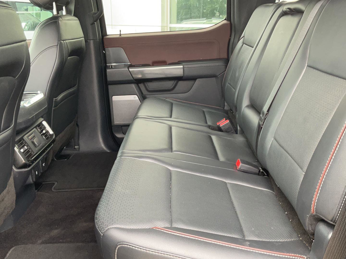 Used 2021 Ford F150 Lariat w/ Equipment Group 502A High image 28