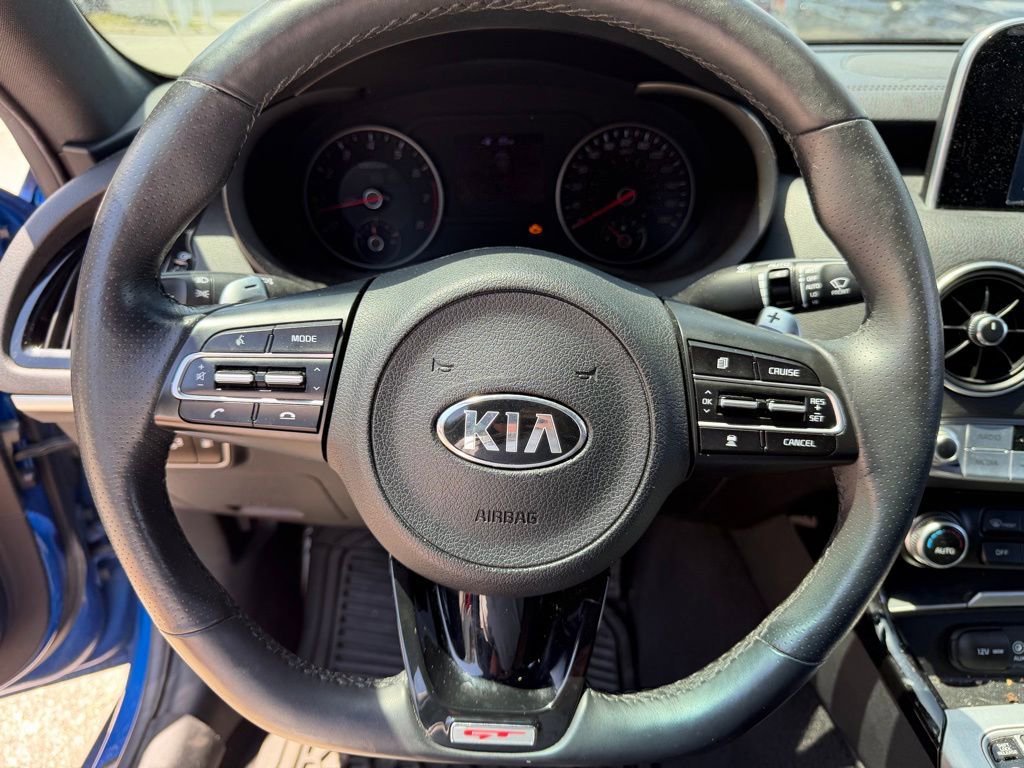 Used 2018 Kia Stinger GT image 25