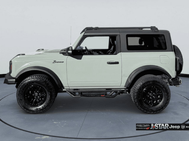 Used 2023 Ford Bronco Wildtrak AWD/4WD image 7
