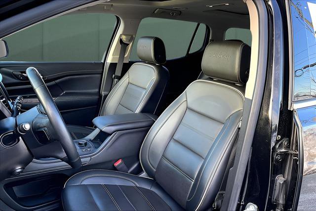 Used 2023 GMC Acadia Denali w/ Denali Ultimate Package image 10