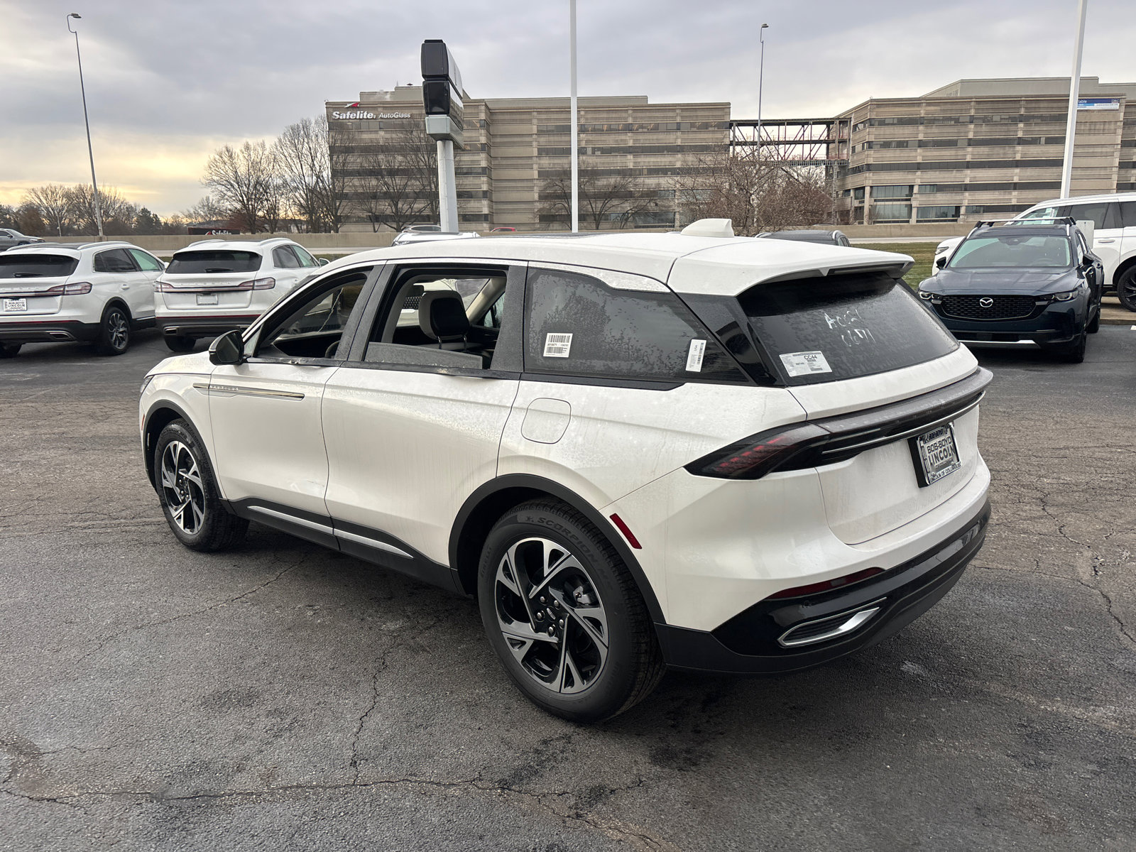 New 2026 Lincoln Nautilus Premier w/ Equipment Group 102A image 5