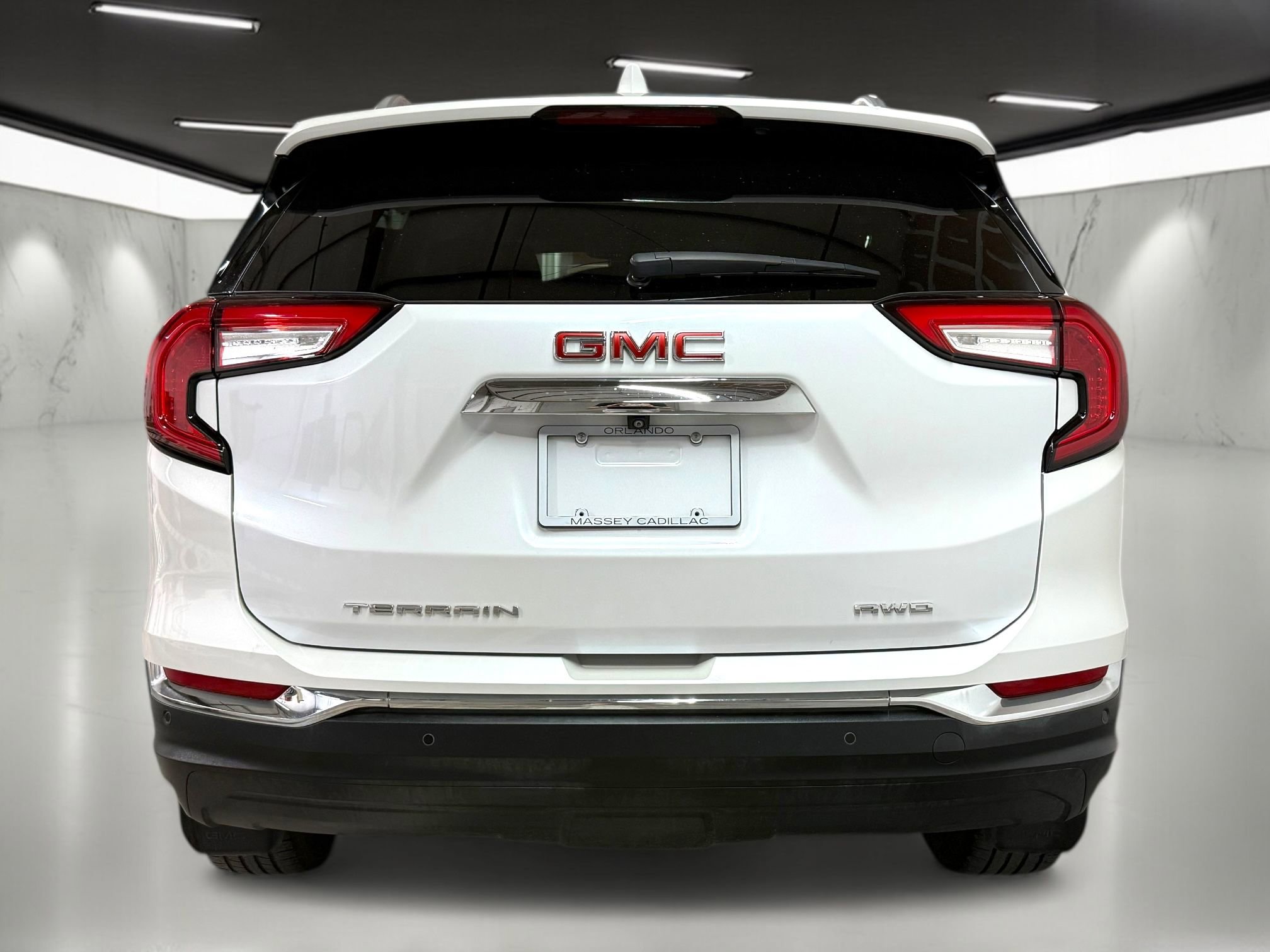 Used 2022 GMC Terrain SLT image 9
