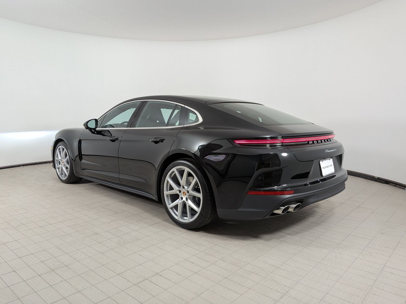 New 2026 Porsche Panamera 4 AWD/4WD video 3